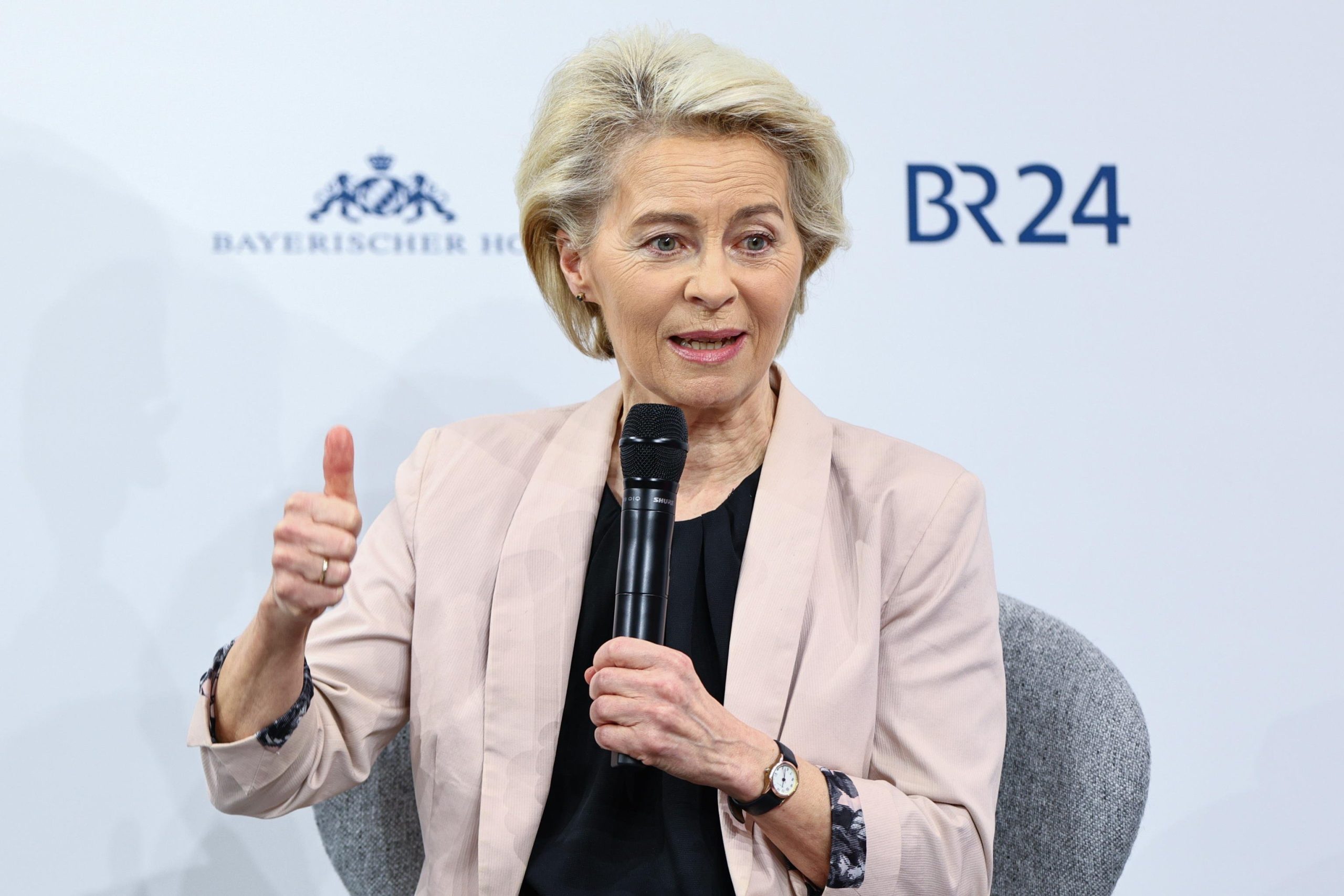 Ursula Von der Leyen si ricandida alla guida della Commissione Europea