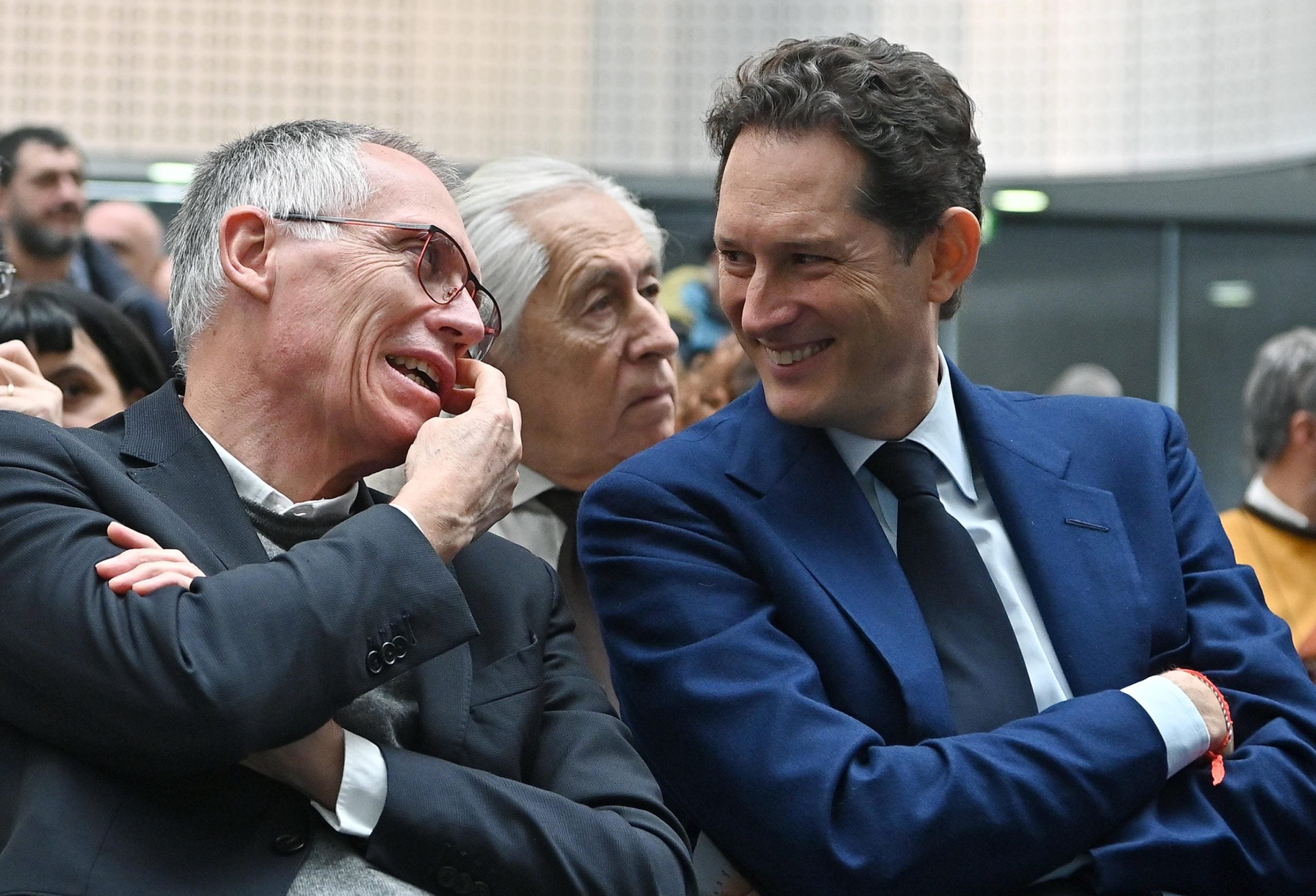 Conti da record per Stellantis a cui quindi non servono i soldi dello Stato Conti da record per Stellantis a cui quindi non servono i soldi dello Stato