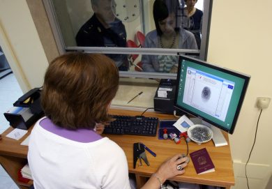 Caos Passaporti: un sistema online debole ma per le urgenze i tempi restano rapidi