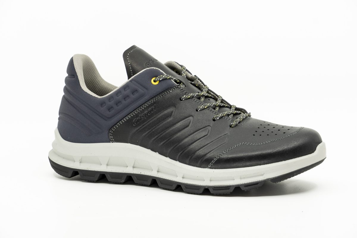 Galleria foto 'Grisport lancia la nuova sneaker “ibrida”' - foto 10