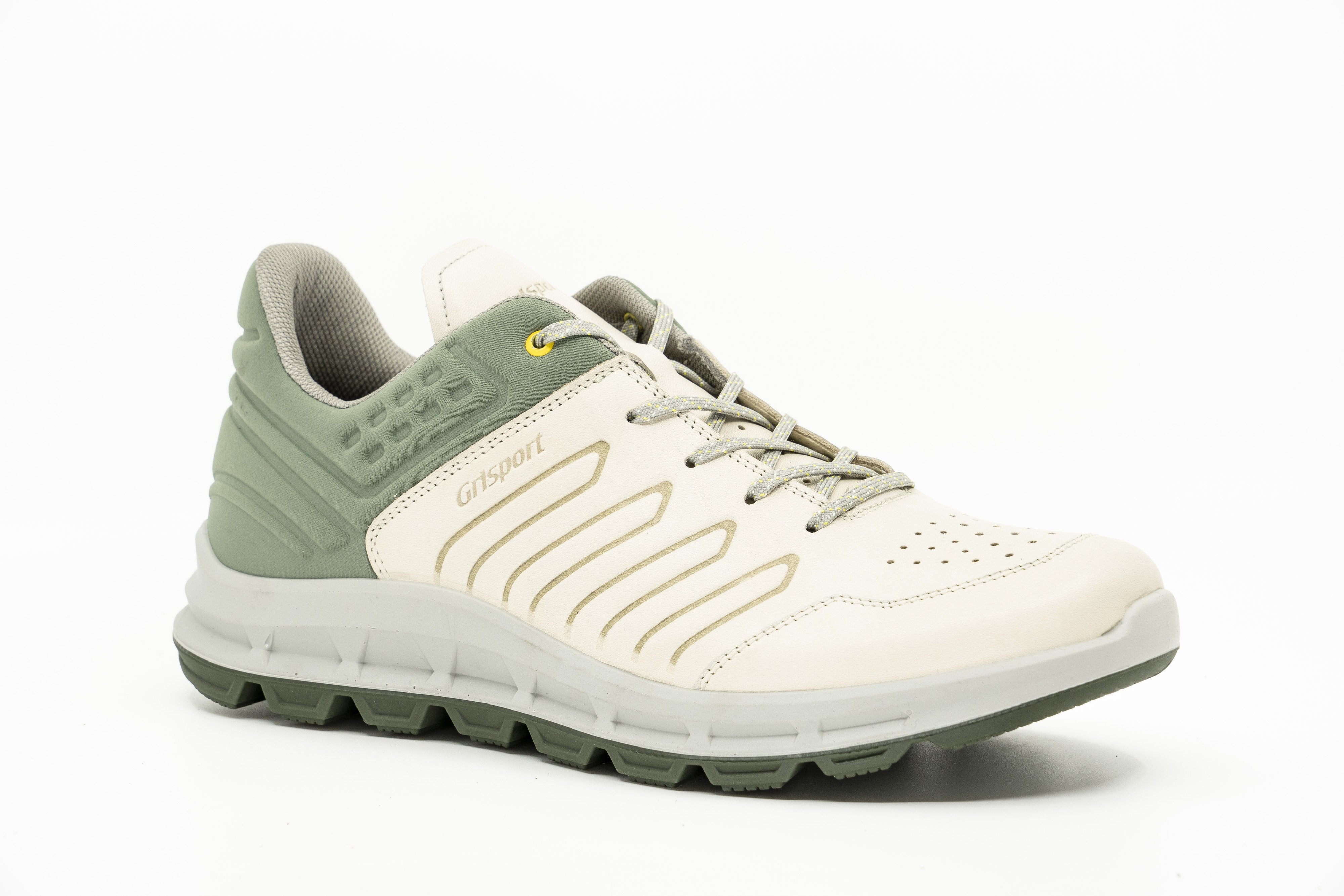 Grisport lancia la nuova sneaker “ibrida” Grisport lancia la nuova sneaker “ibrida”