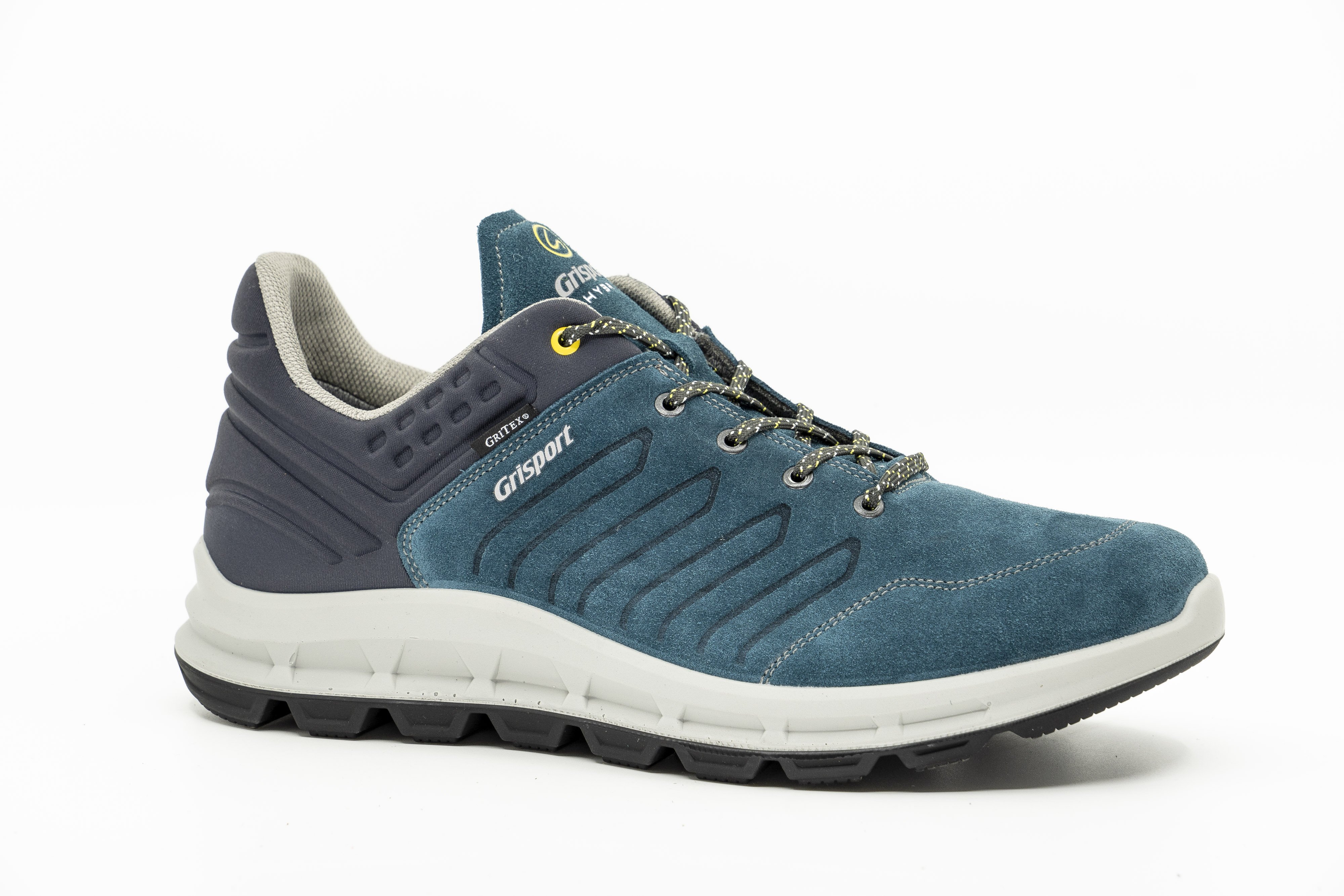 Grisport lancia la nuova sneaker “ibrida” Grisport lancia la nuova sneaker “ibrida”