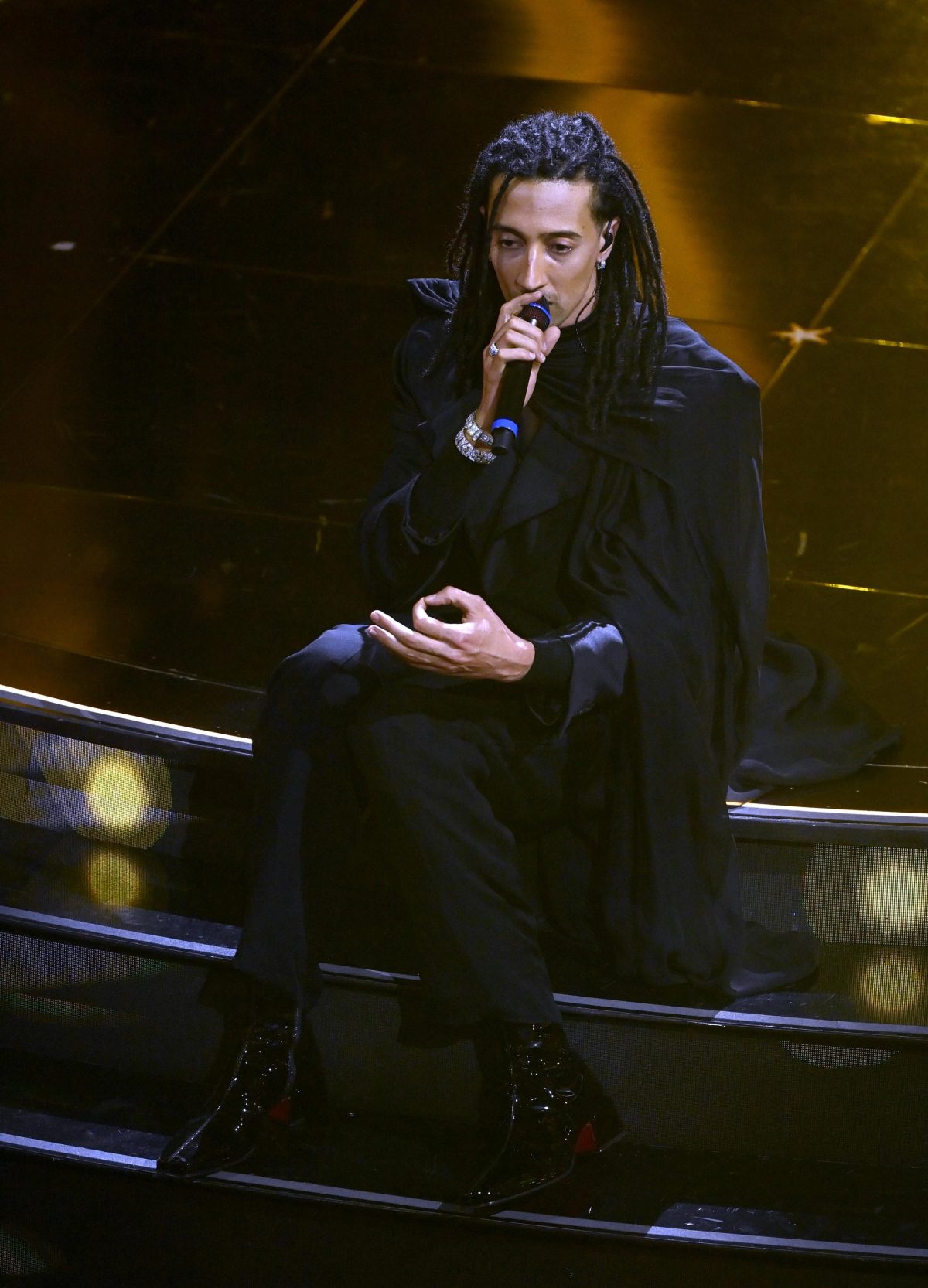 Galleria foto 'Tutti i look di Sanremo 2024' - foto 76