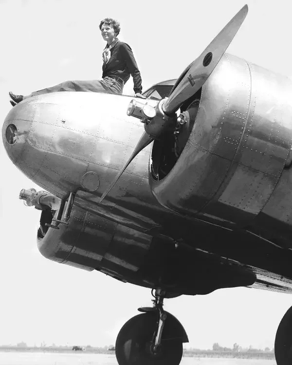 Un’eco nel Pacifico, forse svelato il mistero di Amelia Earhart Un’eco nel Pacifico, forse svelato il mistero di Amelia Earhart