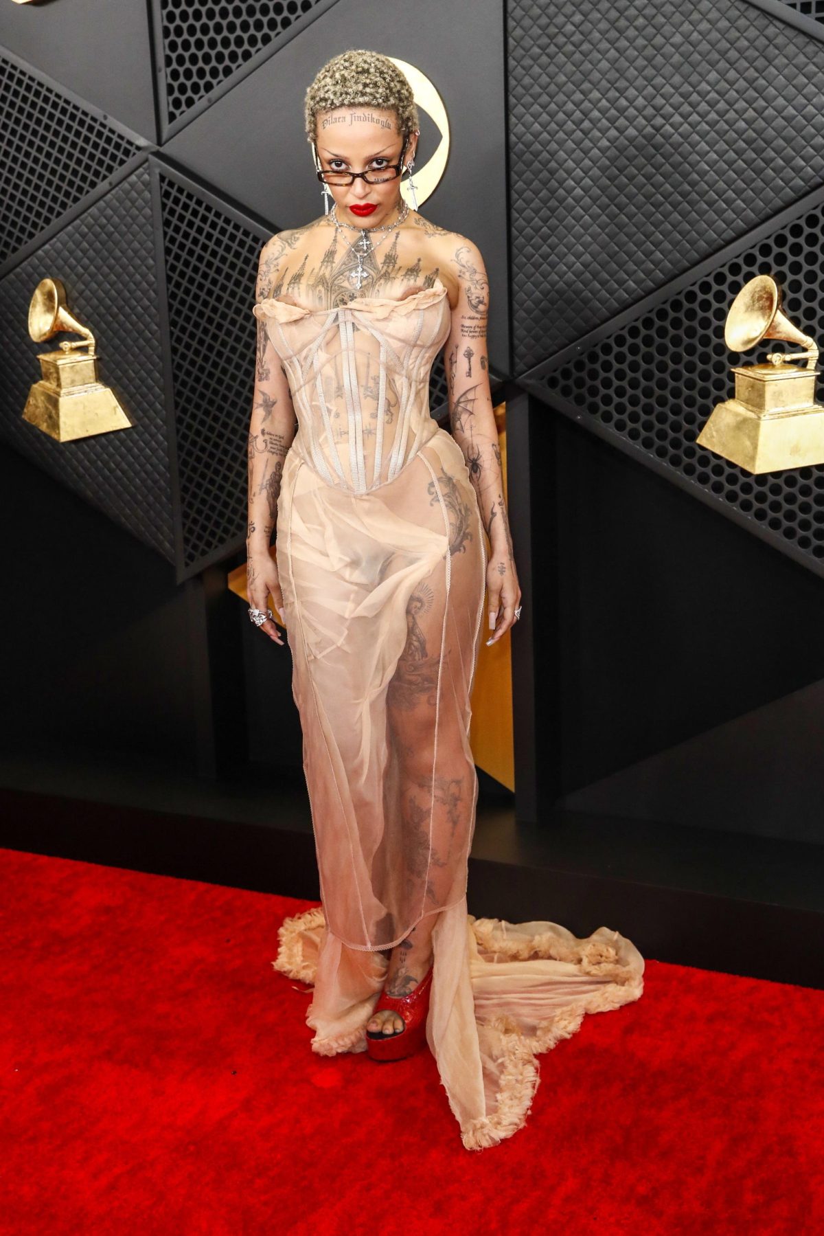 Galleria foto 'I look più belli dei Grammy Awards 2024' - foto 19