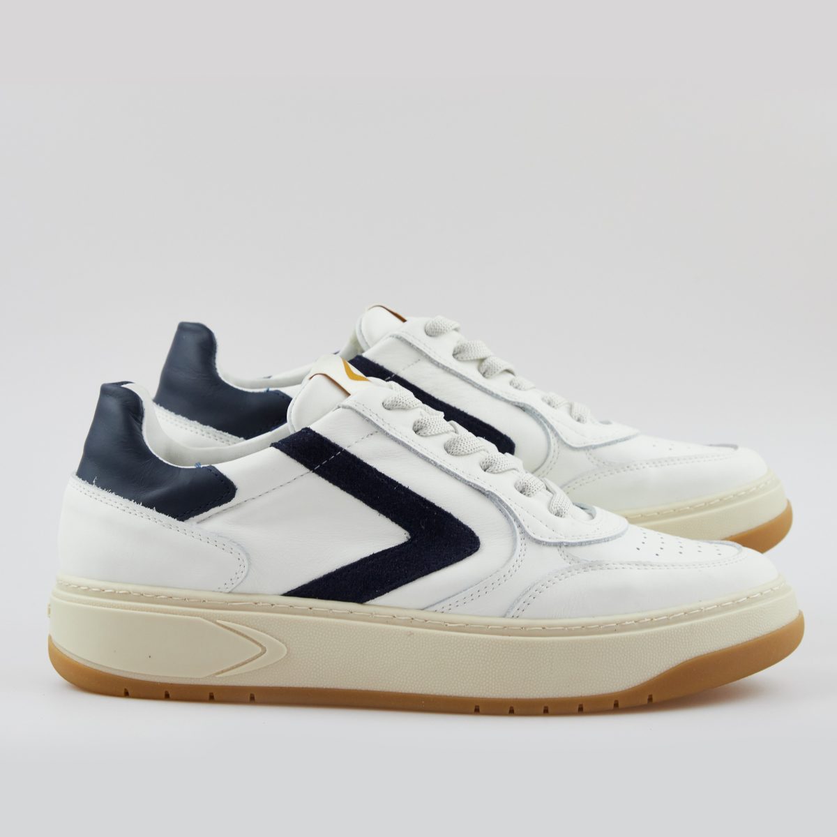 Galleria foto 'Guida di stile per una Pasquetta fuori porta' - foto 5