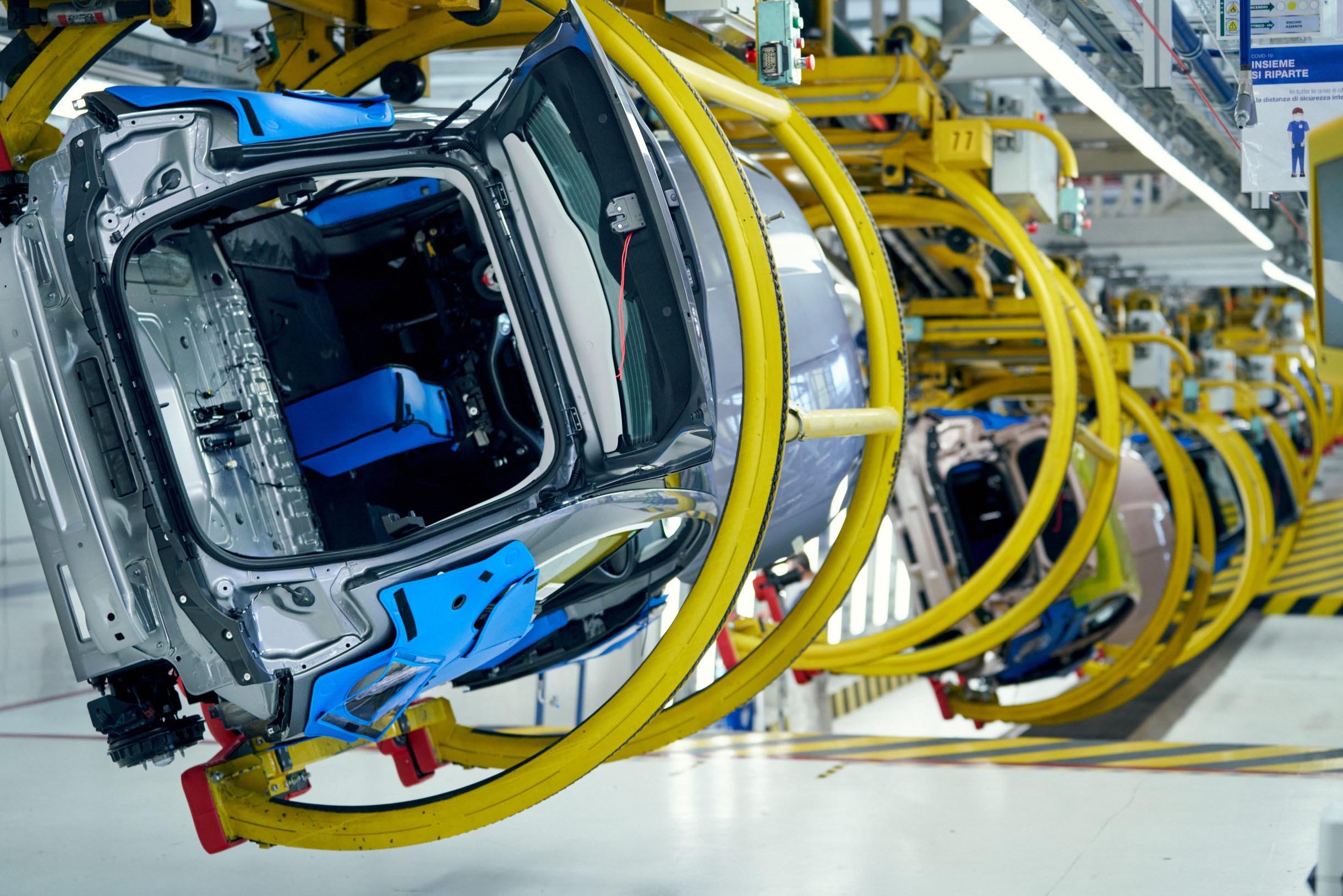 Un’auto su quattro venduta in Europa nel 2024 sarà prodotta in Cina