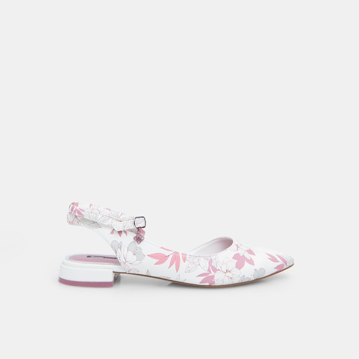 Galleria foto 'Bata presenta la collezione Floral Charm' - foto 2