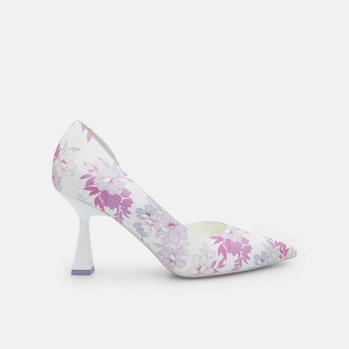 Galleria foto 'Bata presenta la collezione Floral Charm' - foto 3