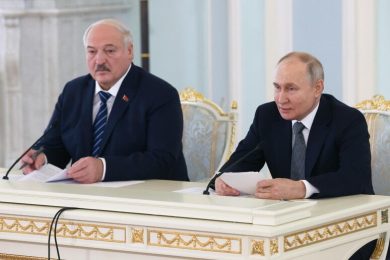 Lukashenko smentisce Putin. «I terroristi hanno tentato la fuga verso Minsk»
