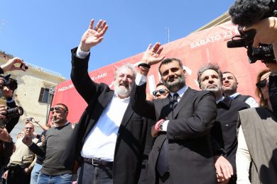 Il caso Emiliano-Decaro mostra chiara la differenza tra centrodestra e sinistra