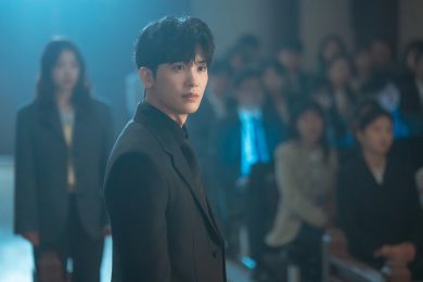 Park Hyung Sik veste i panni di un celebre chirurgo plastico decaduto in “Doctor Slump”