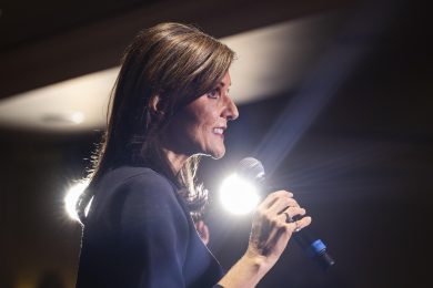 Guai, errori e problemi che hanno affondato la candidatura di Nikki Haley