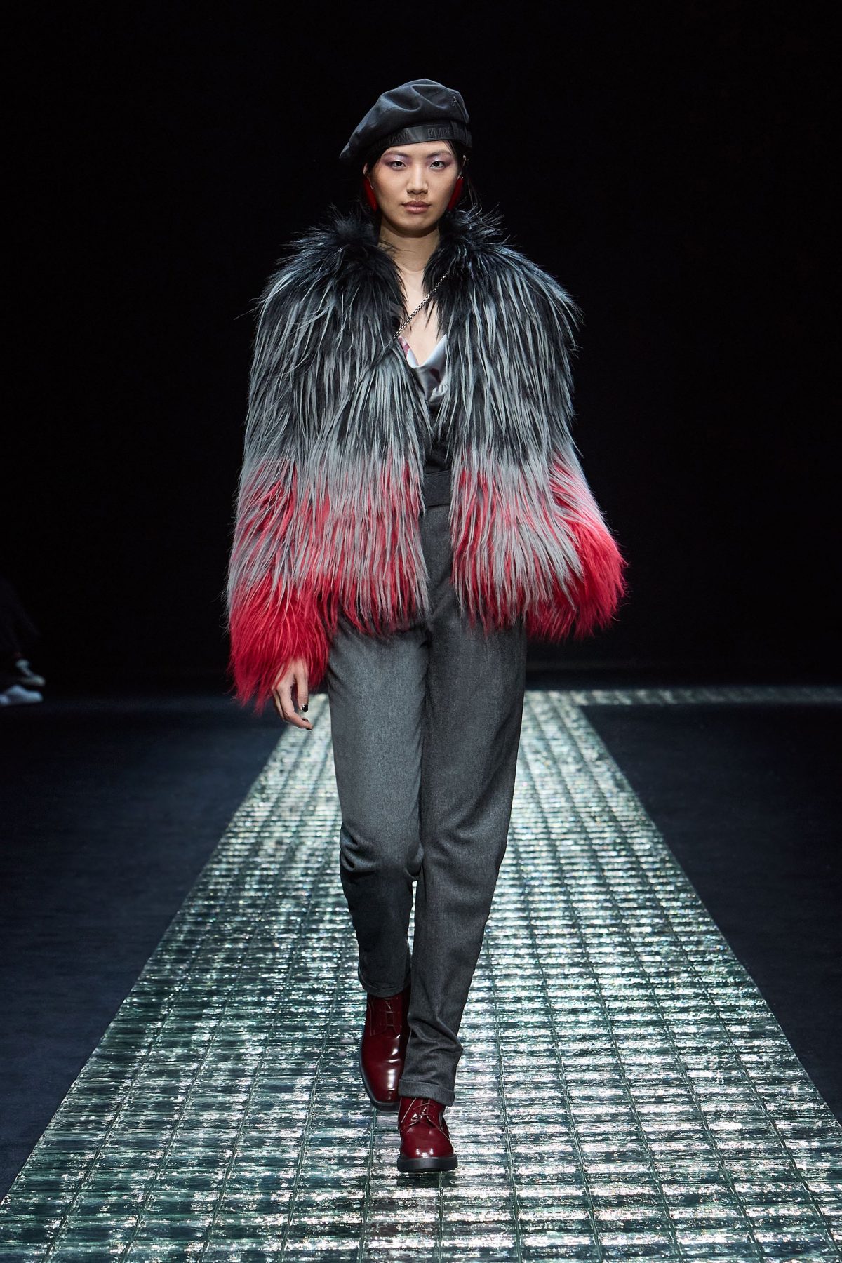 Galleria foto 'Sfilate Milano donna, l’equilibrio sopra la follia' - foto 12