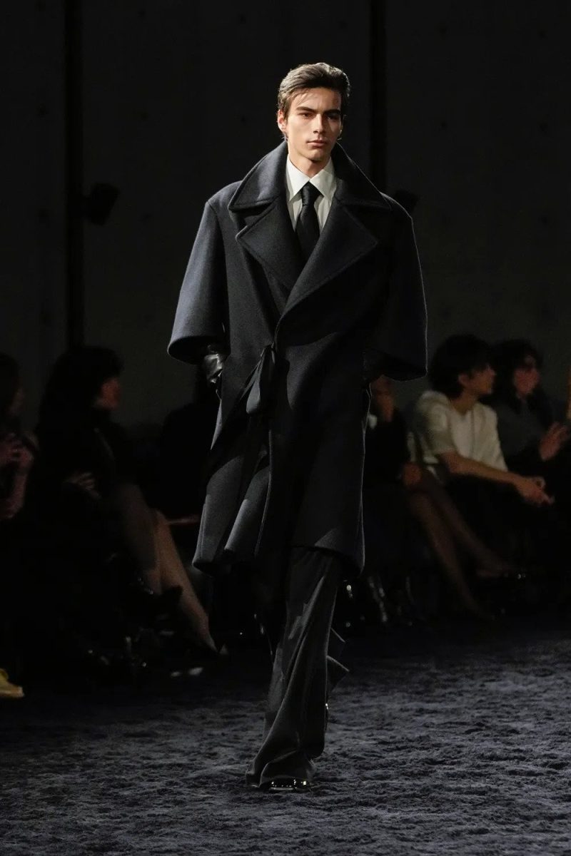 Il gran finale di Saint Laurent Homme
