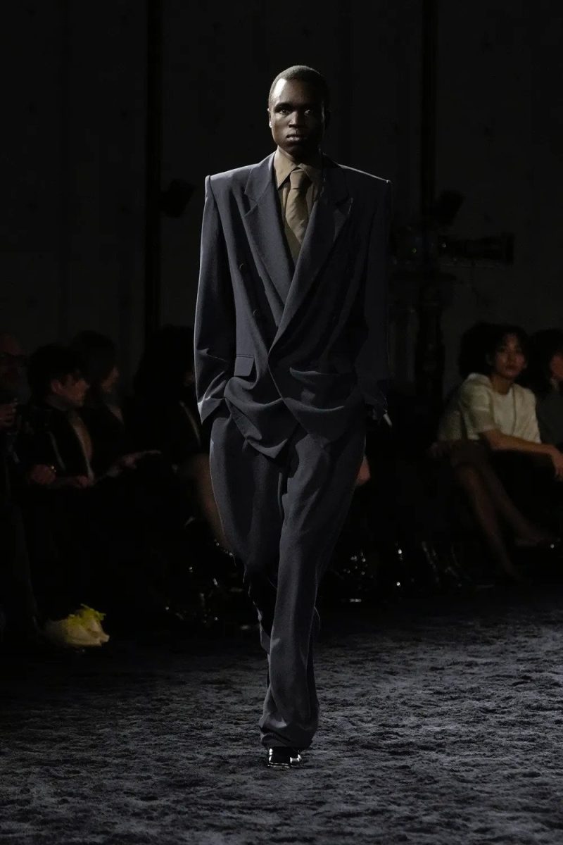Il gran finale di Saint Laurent Homme