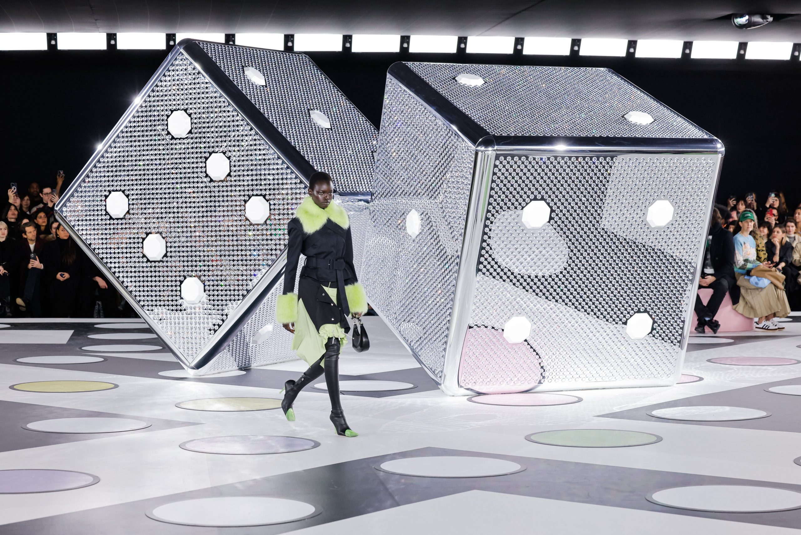 Paris Fashion Week: la moda lancia un messaggio