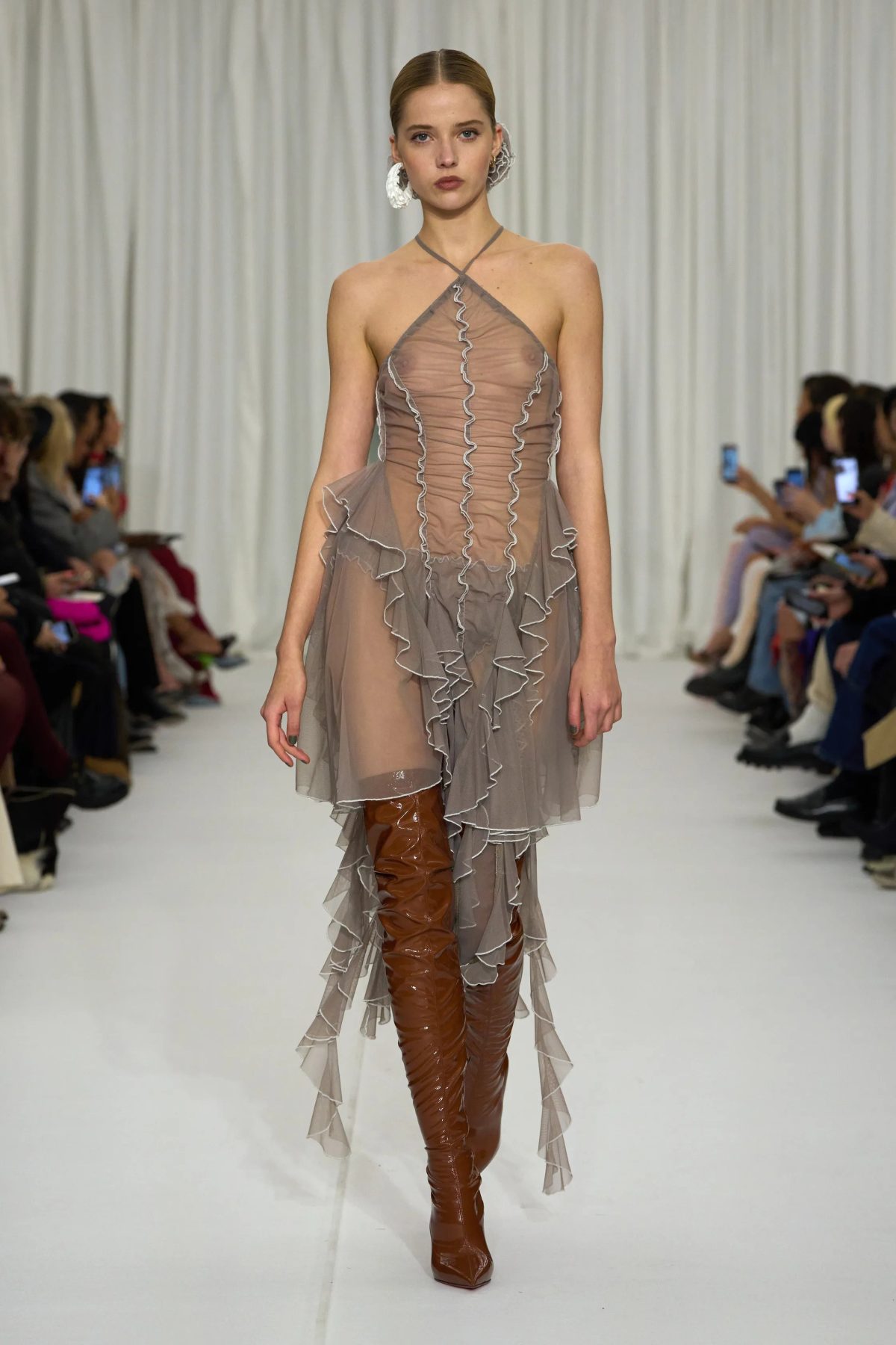 Galleria foto 'I migliori look dalla Paris Fashion Week' - foto 16