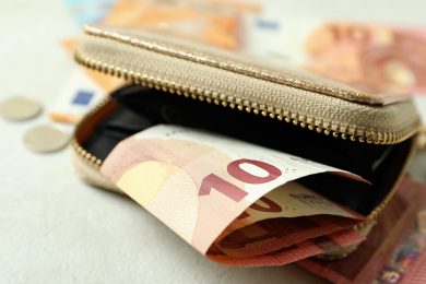 Pil, nel 2023 crescita dello 0,9%