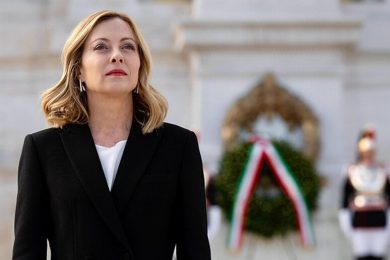 Meloni: «La fine del fascismo pose le basi per la democrazia»