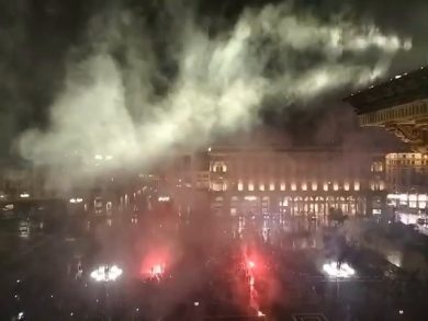 Scudetto Inter: festa in Piazza Duomo | video