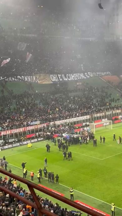 Inter Campione d’Italia, la festa a San Siro rovinata dalla musica tecno