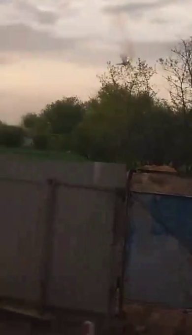 Ucraina, abbattuto bombardiere russo | video