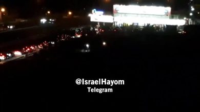 A Teheran code ai benzinai ed ai supermercati | video