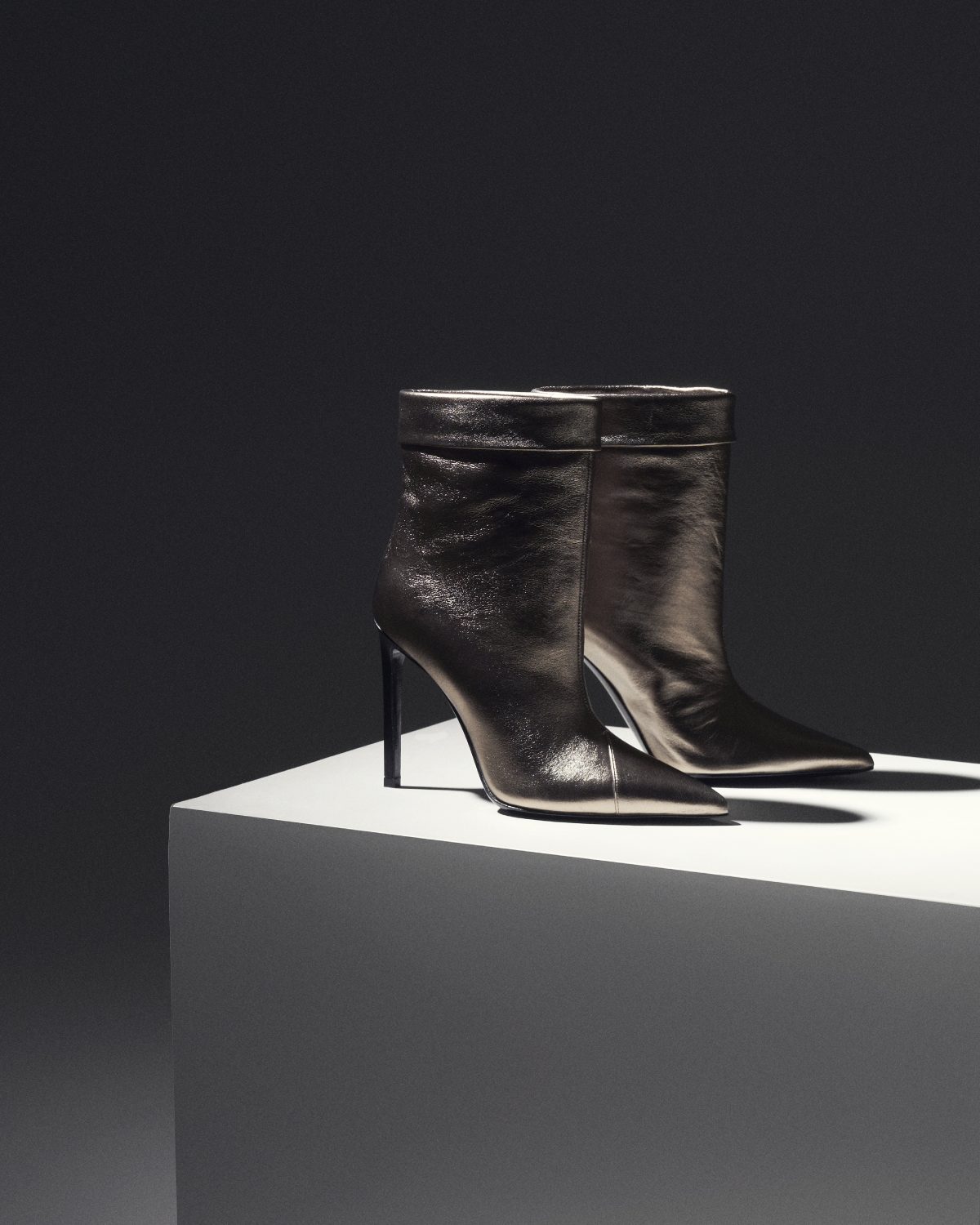 Galleria foto 'E se le scarpe col tacco non facessero più male?' - foto 2