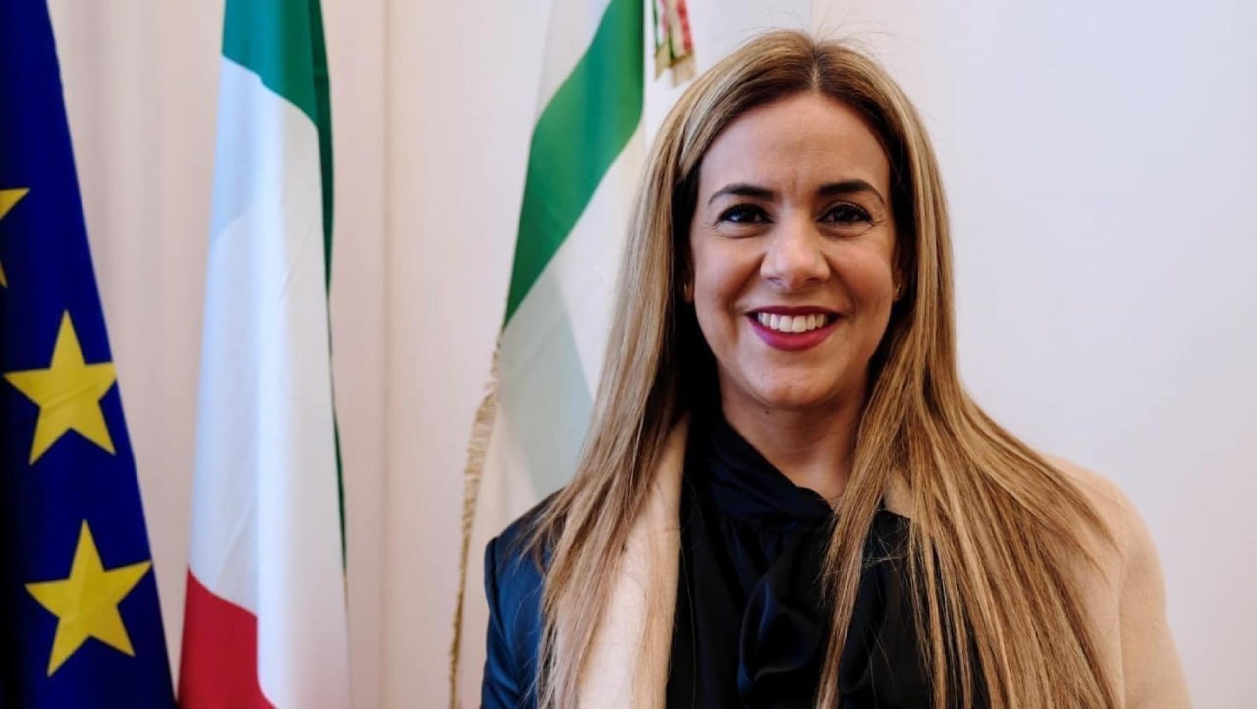 Puglia: si dimette l’assessore regionale Maurodinoia per inchiesta su scambio di voti