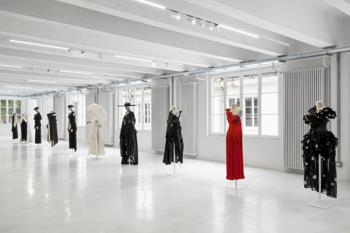 Galleria foto 'Yohji Yamamoto in mostra a Milano' - foto 5