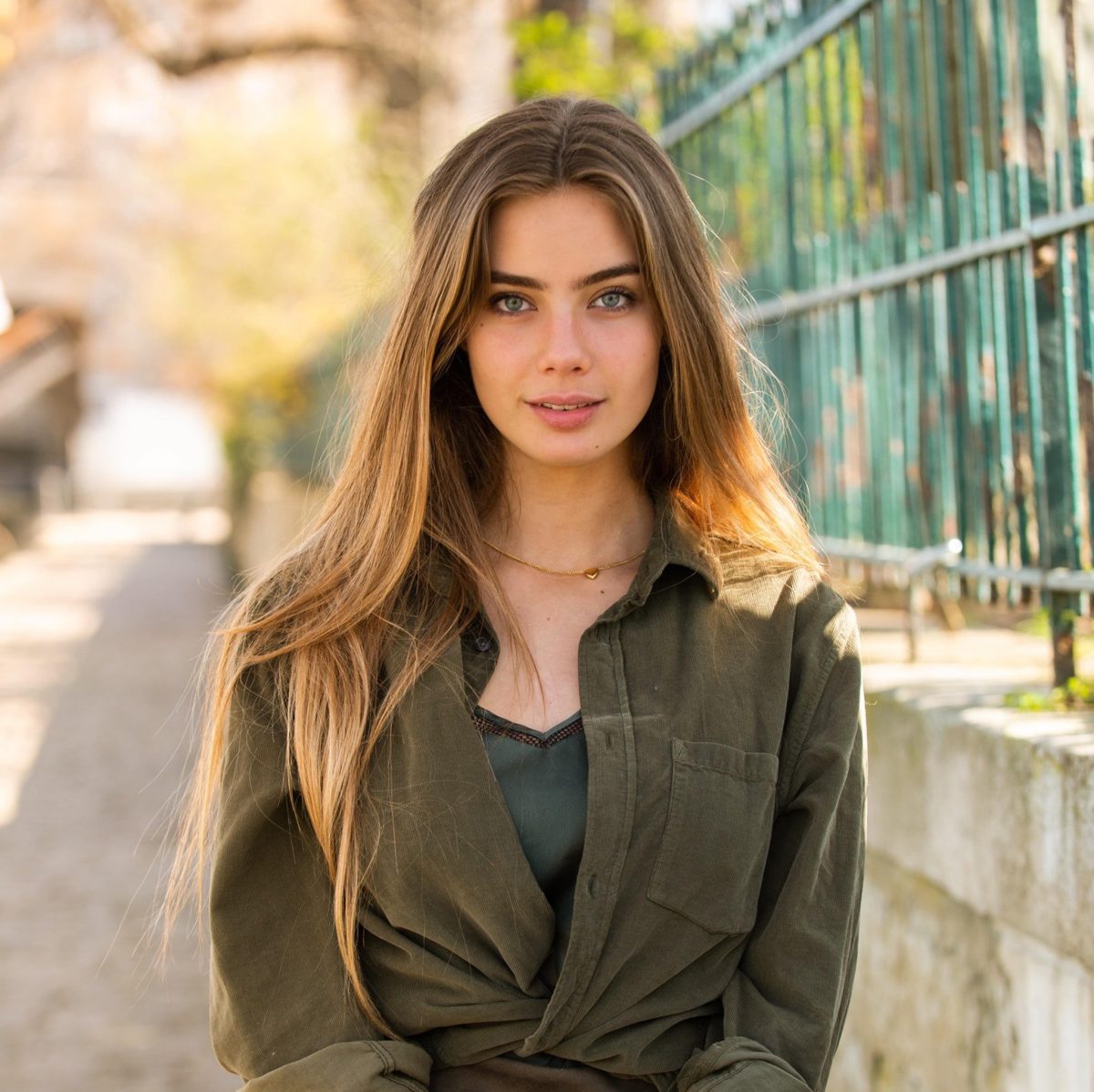 Galleria foto 'Garance Authié: ecco chi è la nuova fiamma di Fedez' - foto 2