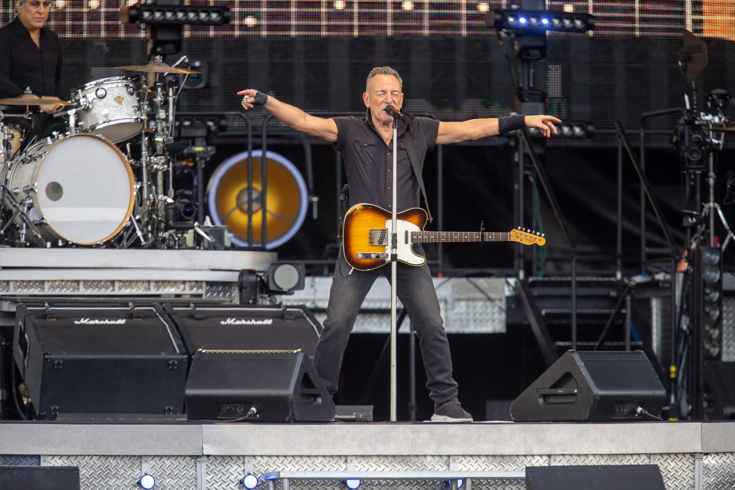 Bruce Springsteen: rinviati per problemi di voce i due concerti a San Siro Bruce Springsteen: rinviati per problemi di voce i due concerti a San Siro