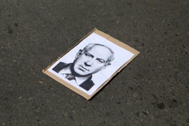 La Corte Penale Internazionale equipara Netanyahu a Sinwar e ne chiede l’arresto