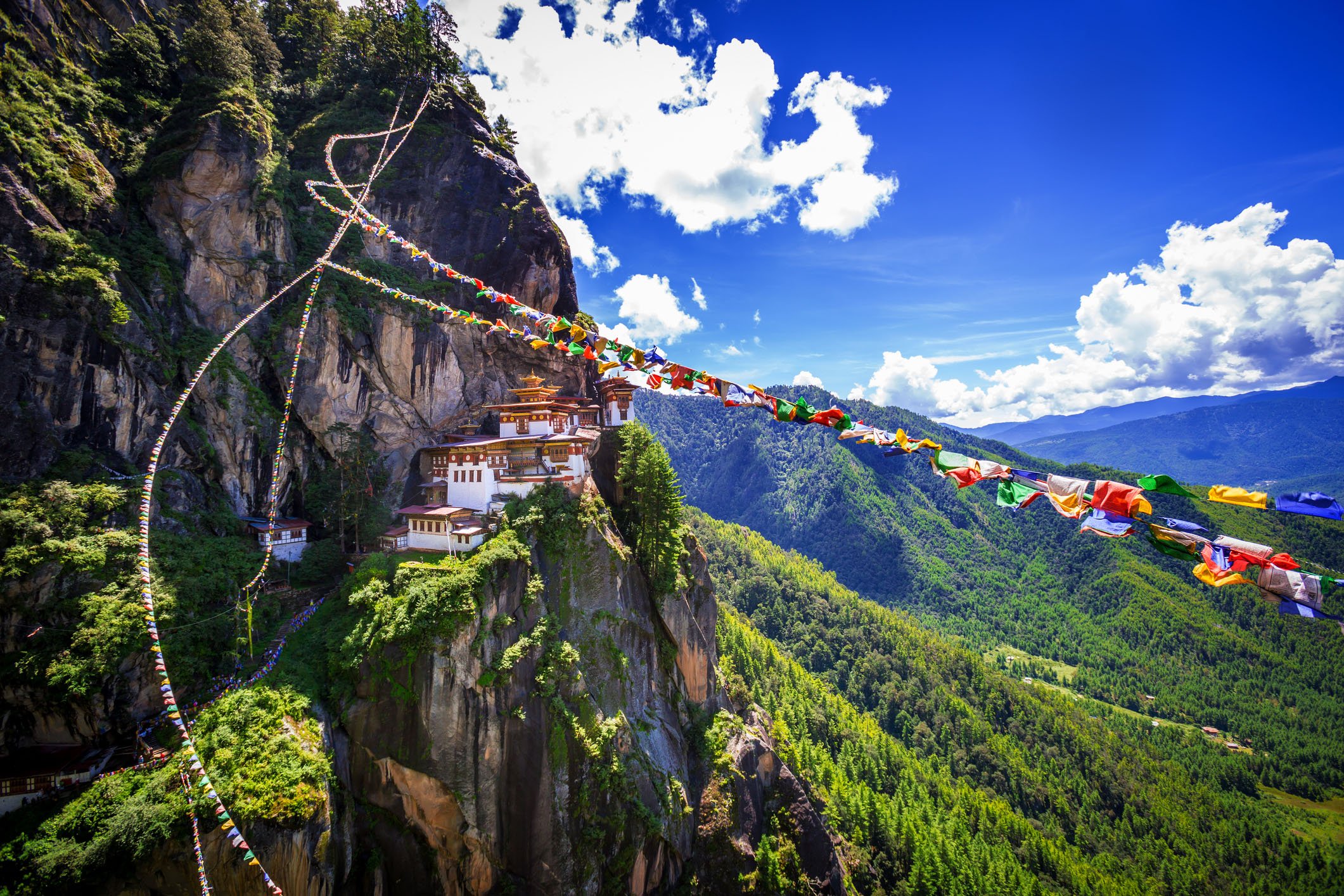 Bhutan: viaggio nel regno del drago tonante
