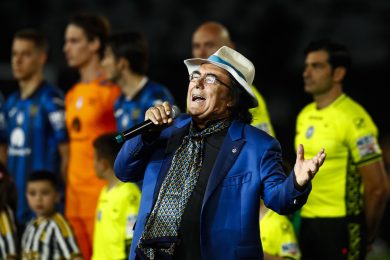 L’orribile inno di Mameli di Al Bano. Anche i grandi a volte steccano
