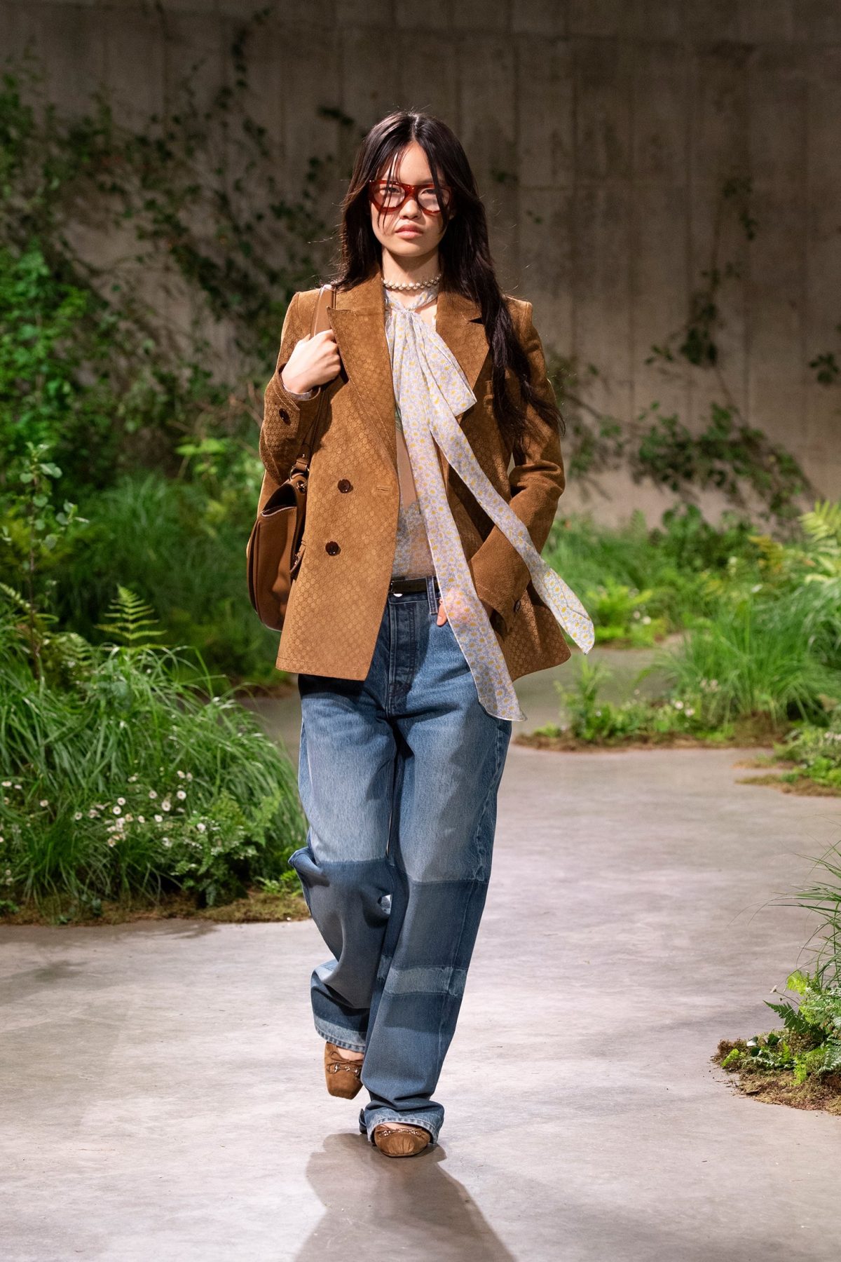 Galleria foto 'Gucci Cruise 2025: Englishness con accento italico' - foto 12