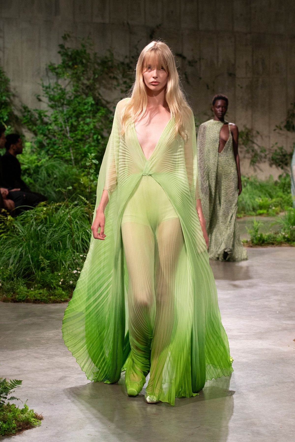 Galleria foto 'Gucci Cruise 2025: Englishness con accento italico' - foto 13