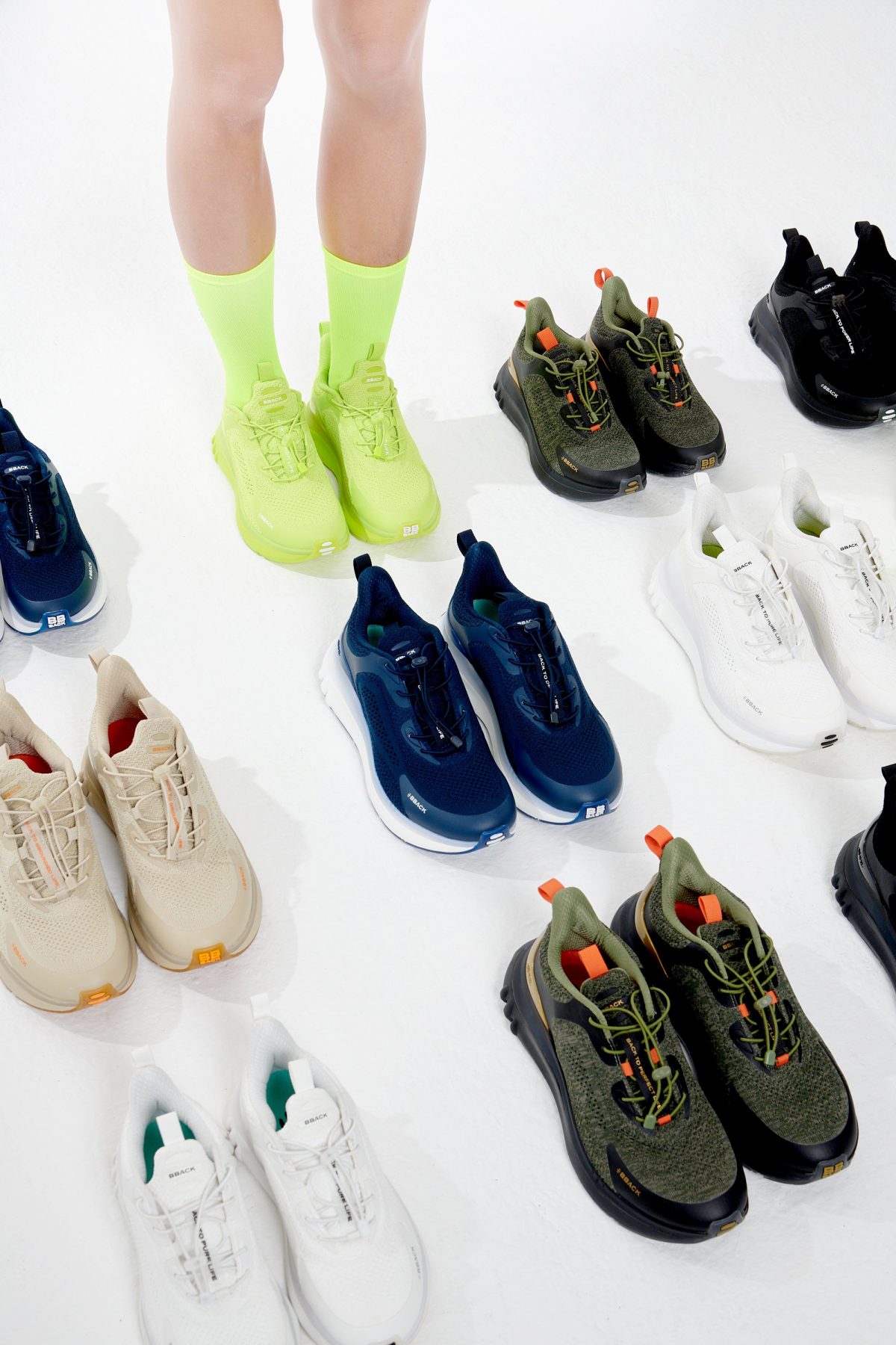 Galleria foto 'BBack, la nuova balancing shoes che si prende cura del tuo cammino' - foto 2