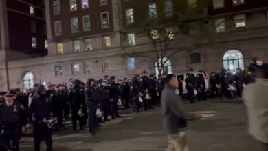 La Polizia di New York fa irruzione alla Columbia University | video