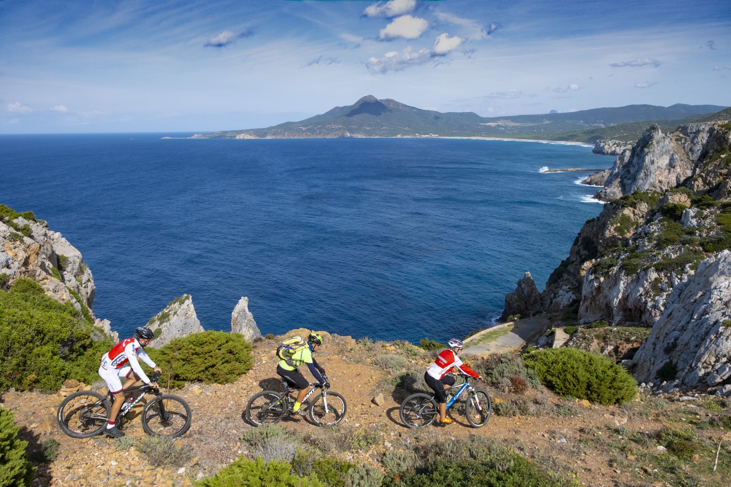 Vacanza in bicicletta: itinerari e percorsi più belli d’Italia
