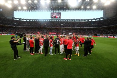 Milan, il silenzio della dirigenza che spaventa i tifosi