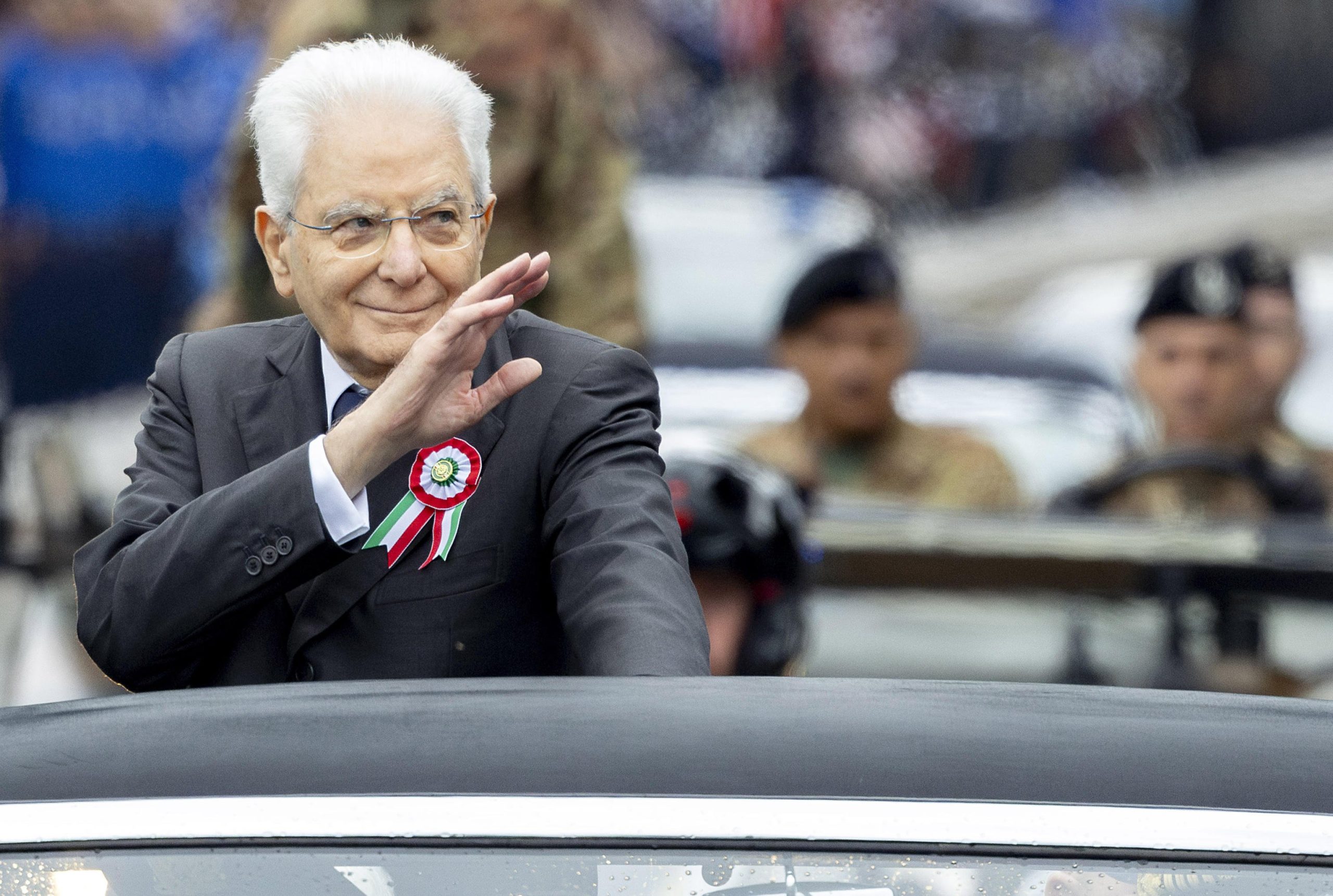 L’incredibile reattività della sinistra a difendere Mattarella