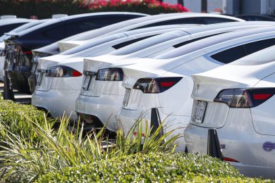 Via agli incentivi auto. Come funzionano, a quanto ammontano, chi e come si chiedono