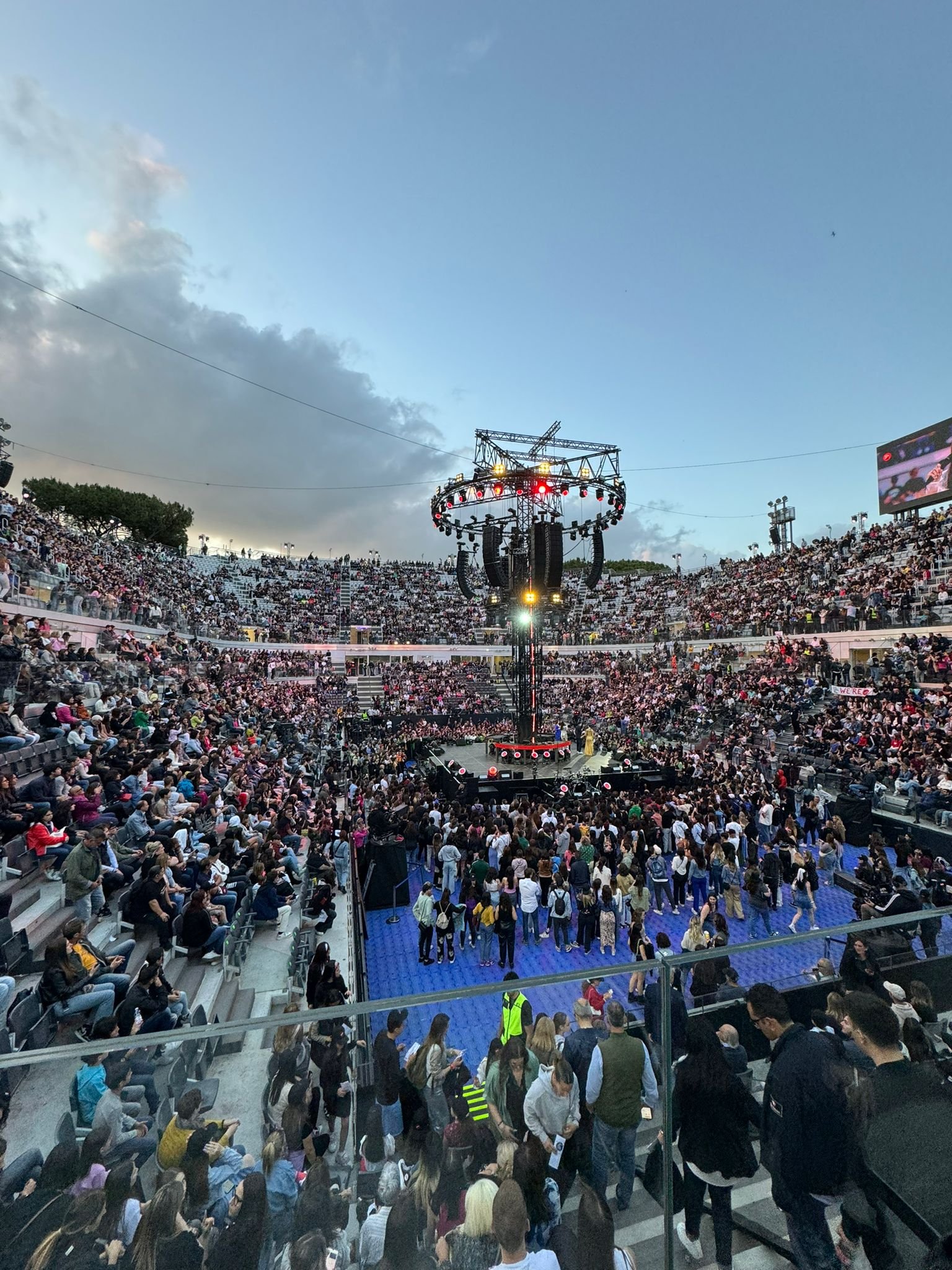 Radio Zeta Future hits live: numeri milionari sui social, #radiozetaFHL24 primo su X Radio Zeta Future hits live: numeri milionari sui social, #radiozetaFHL24 primo su X