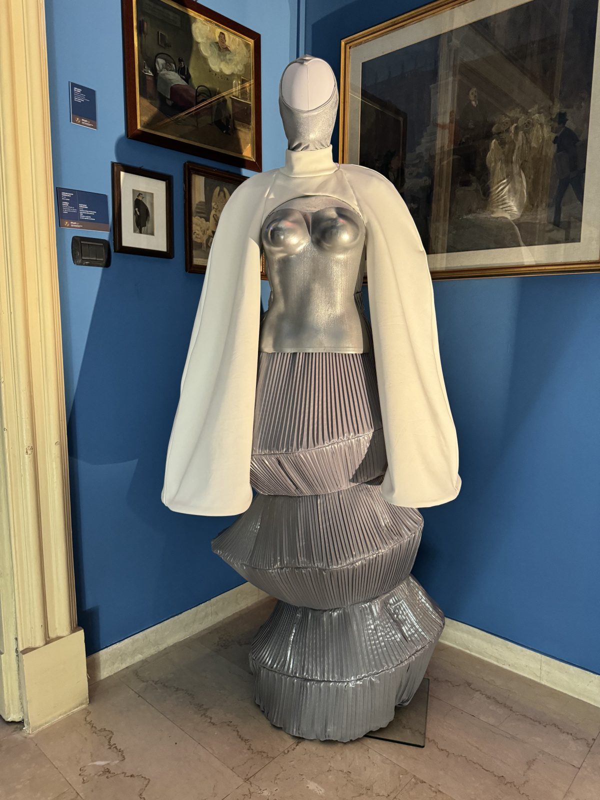 Galleria foto 'Gli studenti dell’IUAD raccontano il fascino dell’esotico in una mostra' - foto 4