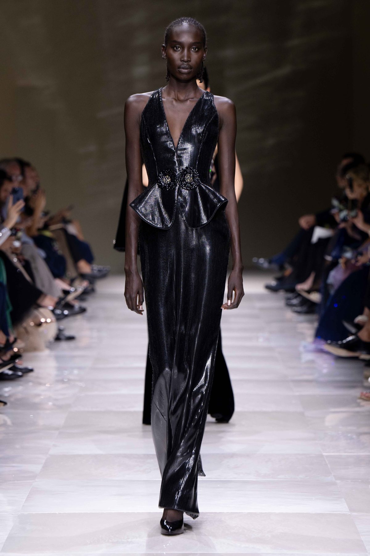 Galleria foto 'Perle, eleganza e purezza: la nuova Collezione Giorgio Armani Privé' - foto 7