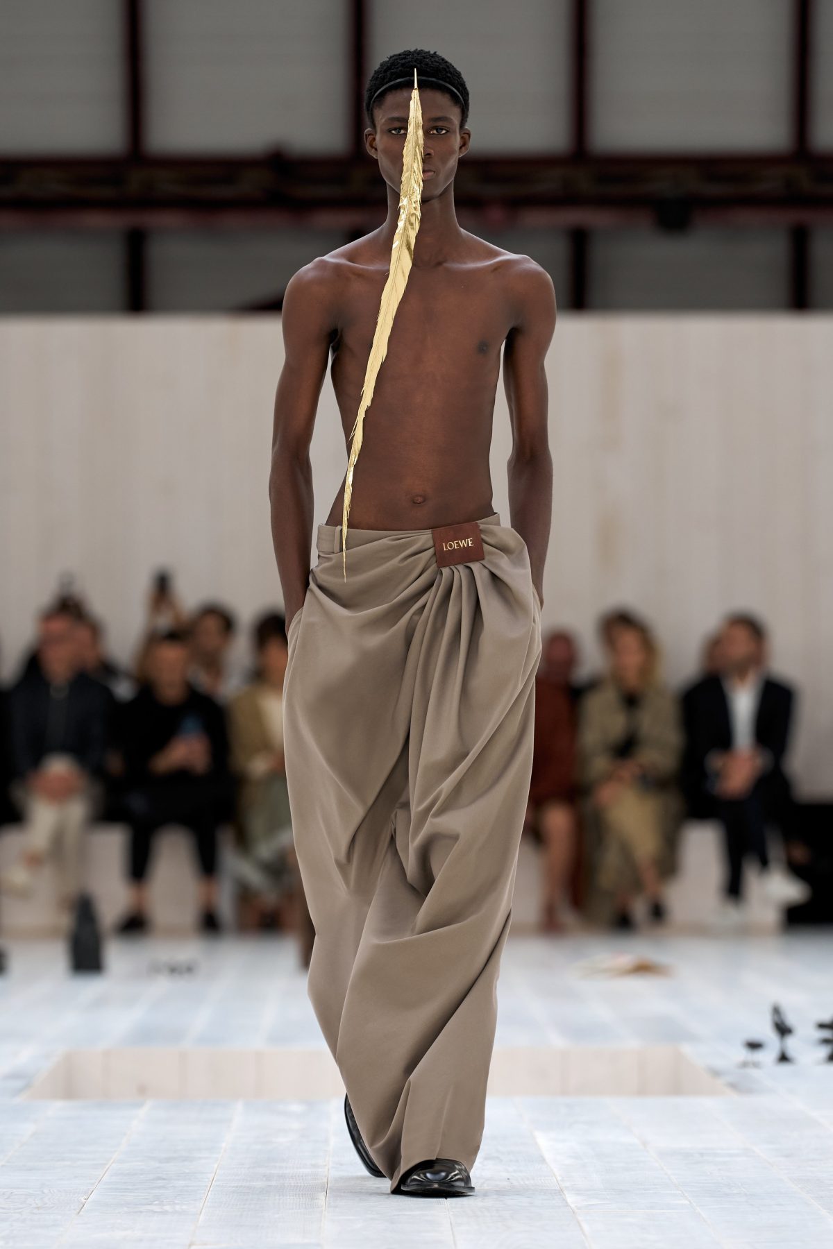 Galleria foto 'Il pragmatismo radicale di Loewe' - foto 7