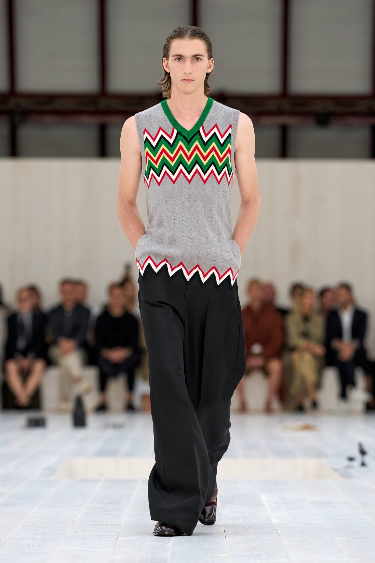 Galleria foto 'Il pragmatismo radicale di Loewe' - foto 2