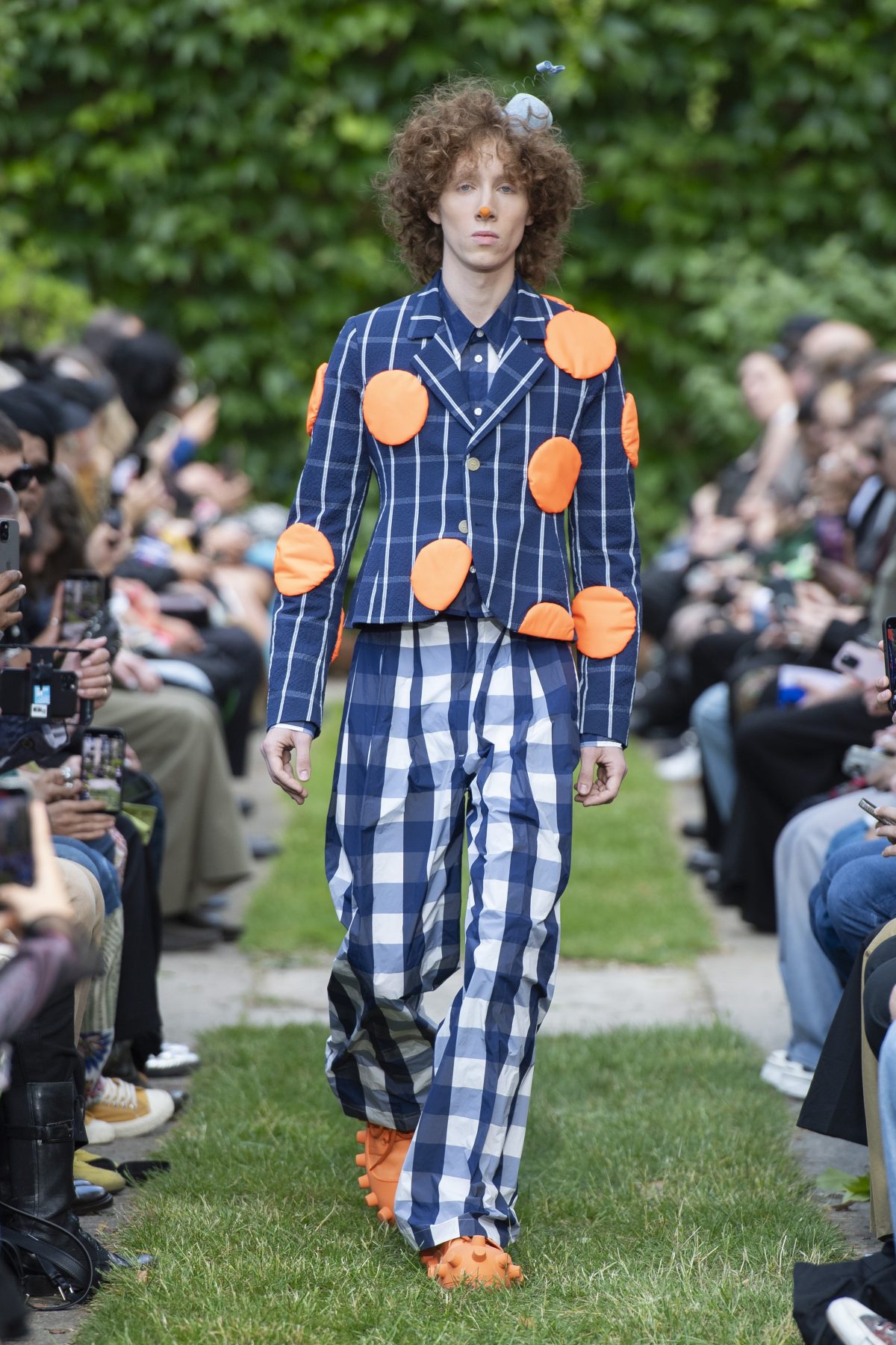 Galleria foto 'Cosa ci ha lasciato la seconda giornata di Paris Fashion Week?' - foto 16